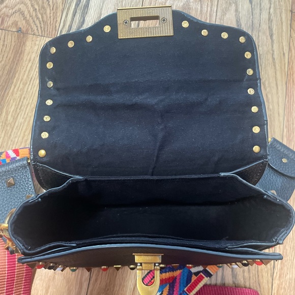 JAZZ ROCKSTUD LEATHER SHOULDER BAG - Picture 5 of 8